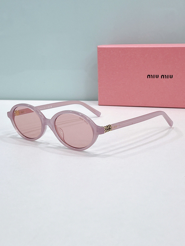 Miu Miu Sunglasses AAAA-1426