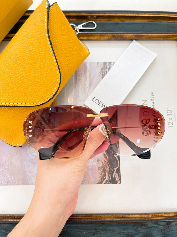 Loewe Sunglasses AAAA-479