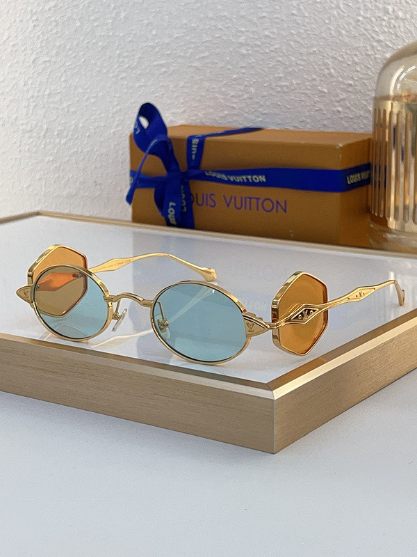 LV Sunglasses AAAA-5033