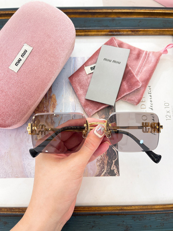 Miu Miu Sunglasses AAAA-1277
