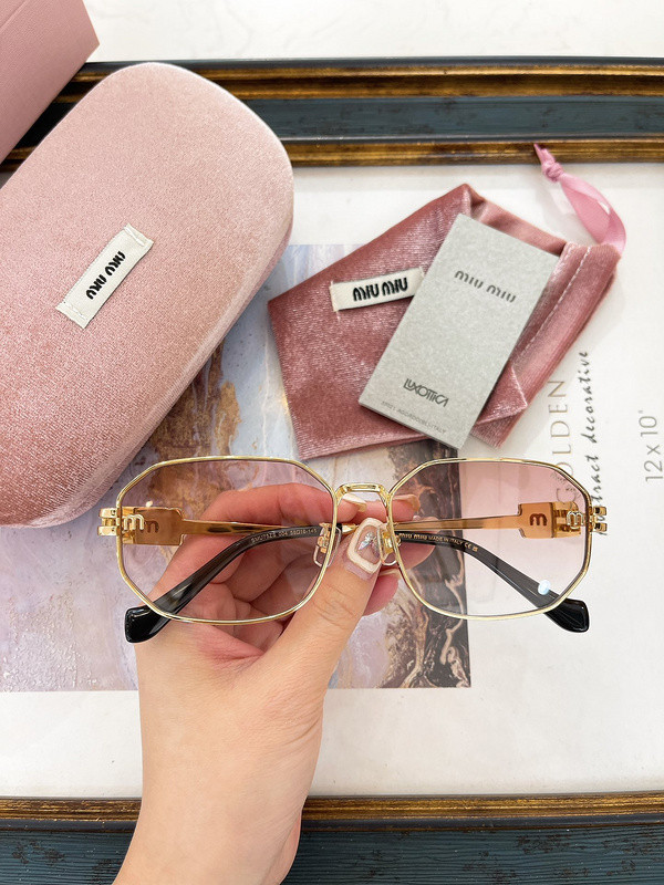 Miu Miu Sunglasses AAAA-1473