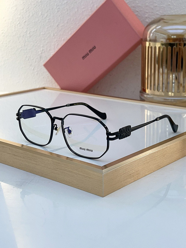 Miu Miu Sunglasses AAAA-1501