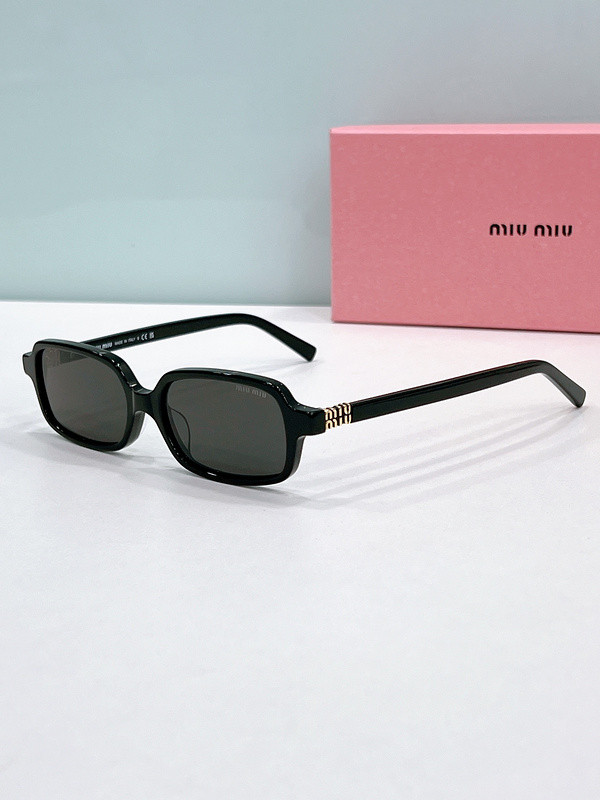 Miu Miu Sunglasses AAAA-1326
