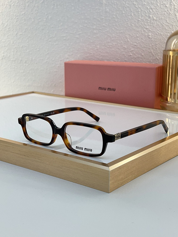 Miu Miu Sunglasses AAAA-1373