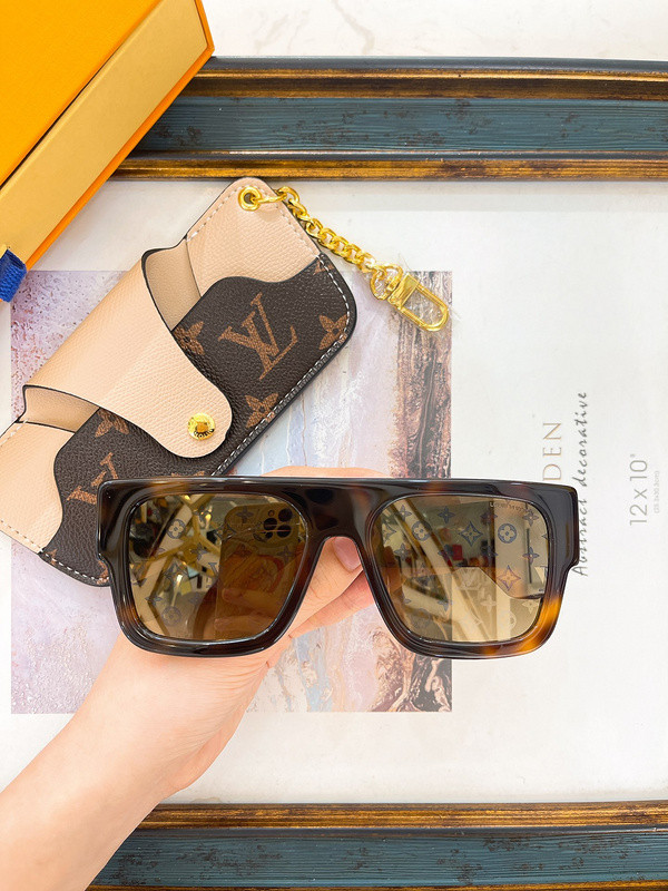 LV Sunglasses AAAA-5092
