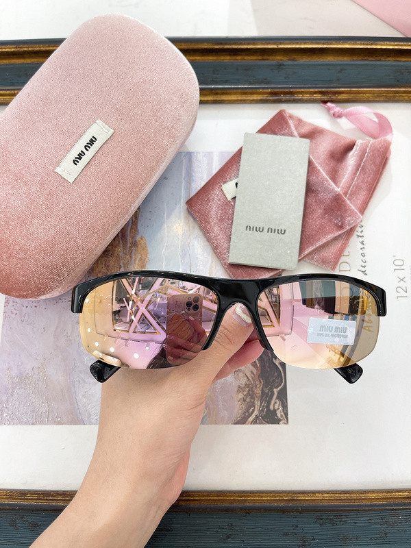 Miu Miu Sunglasses AAAA-1411