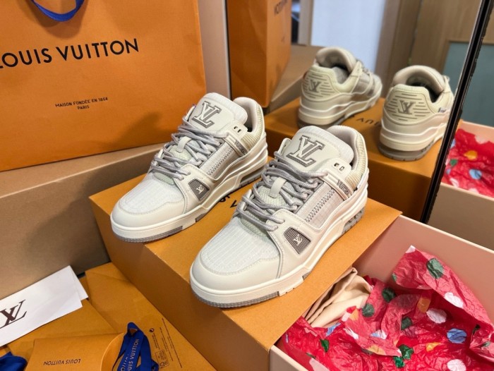 Super Max Custom LV Shoes-3397