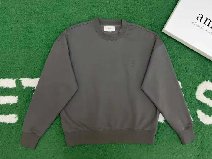 Ami Hoodies High End Quality-019