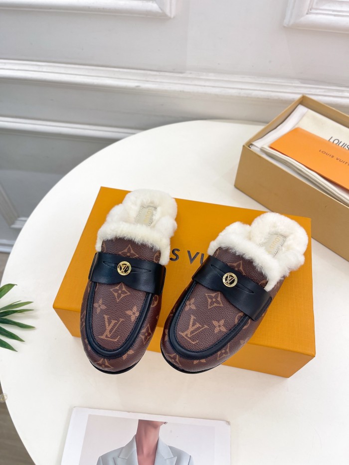 LV Women Shoes 1：1 Quality-1125