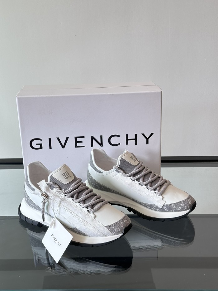 Super Max Givenchy Shoes-352