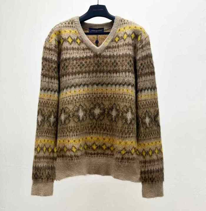 LV Sweater High End Quality-200
