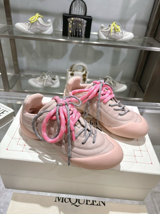 Alexander McQueen Women Shoes 1：1 quality-1062