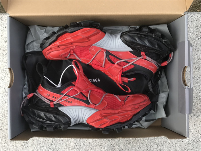 B 17FW Tripe-S High End Sneaker-579