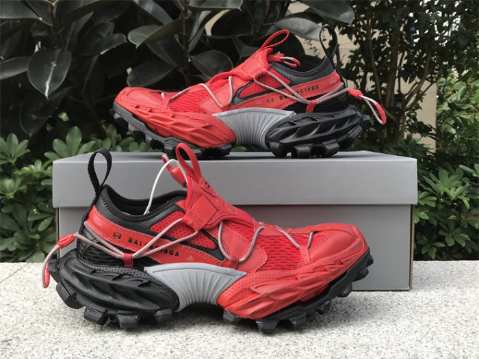 B 17FW Tripe-S High End Sneaker-579