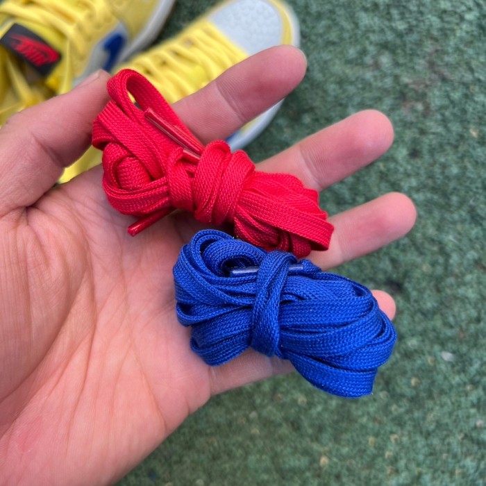 Authentic Authentic Travis Scott x Air Jordan 1 Low “Canary” Kids