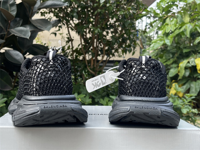 B 17FW Tripe-S High End Sneaker-604