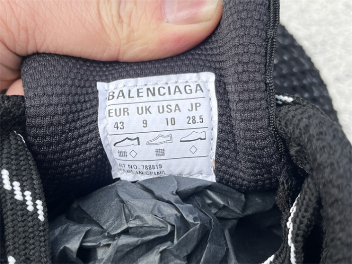 B 17FW Tripe-S High End Sneaker-604