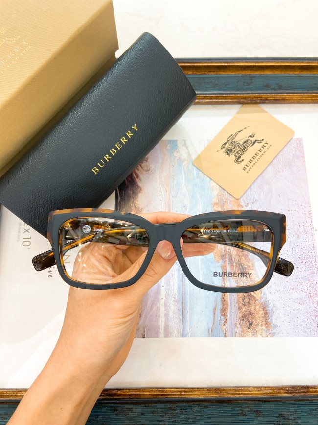 Burberry Sunglasses AAAA-2922