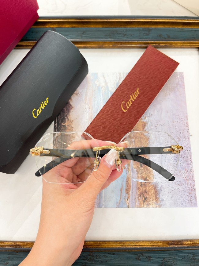 Cartier Sunglasses AAAA-7708