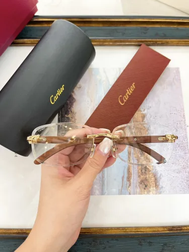 Cartier Sunglasses AAAA-7689