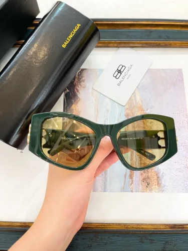 B Sunglasses AAAA-992