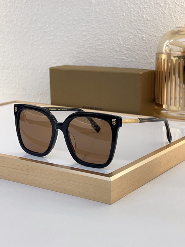 Burberry Sunglasses AAAA-2833