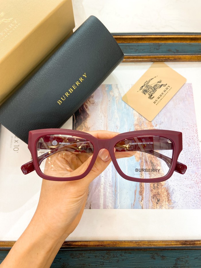 Burberry Sunglasses AAAA-2920