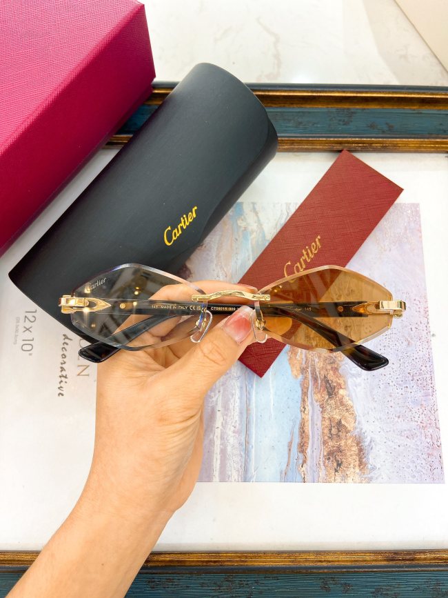 Cartier Sunglasses AAAA-7635