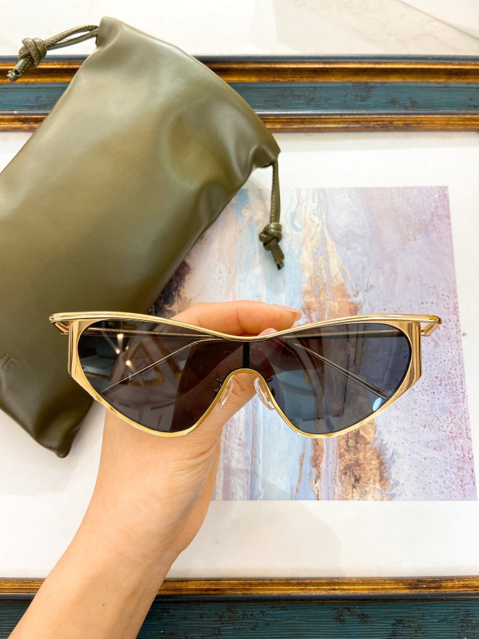 Loewe Sunglasses AAAA-568