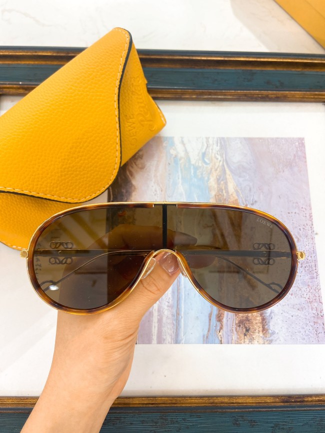 Loewe Sunglasses AAAA-579