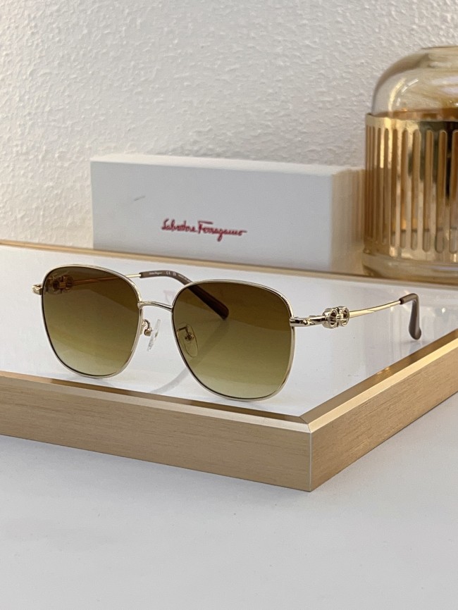 Ferragamo Sunglasses AAAA-909