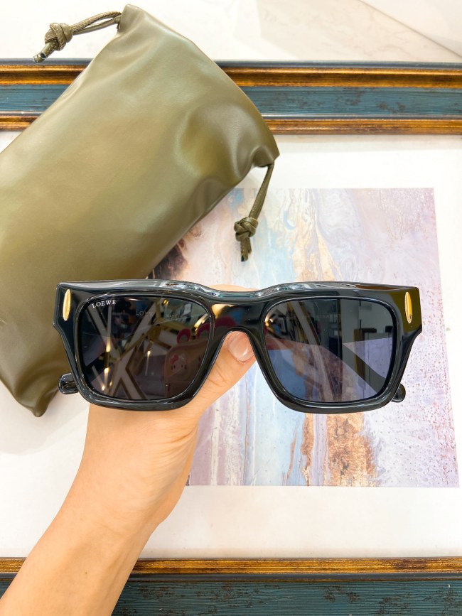 Loewe Sunglasses AAAA-518