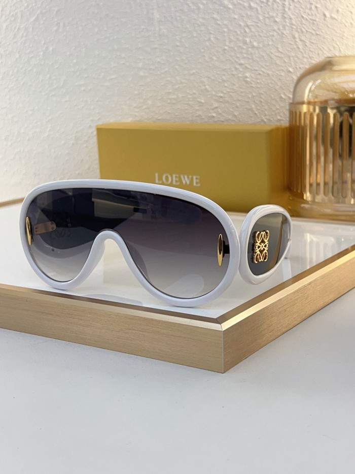 Loewe Sunglasses AAAA-537