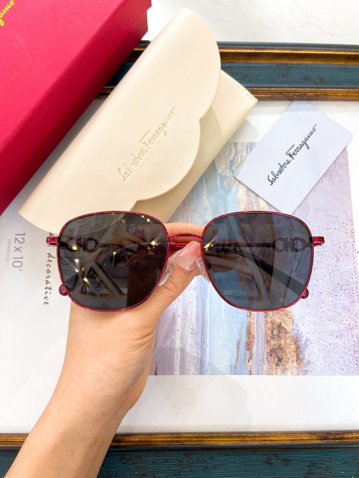 Ferragamo Sunglasses AAAA-932