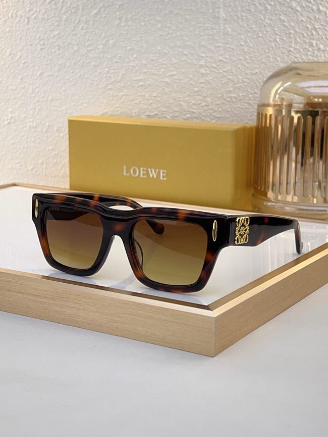 Loewe Sunglasses AAAA-516