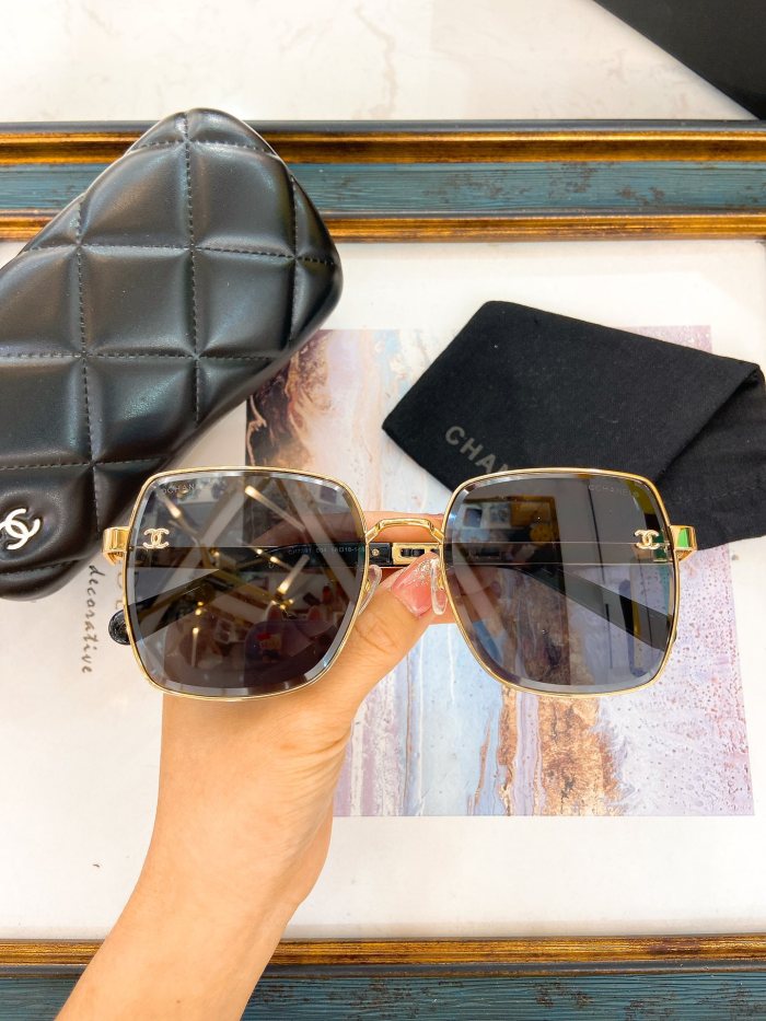 CHNL Sunglasses AAAA-4870