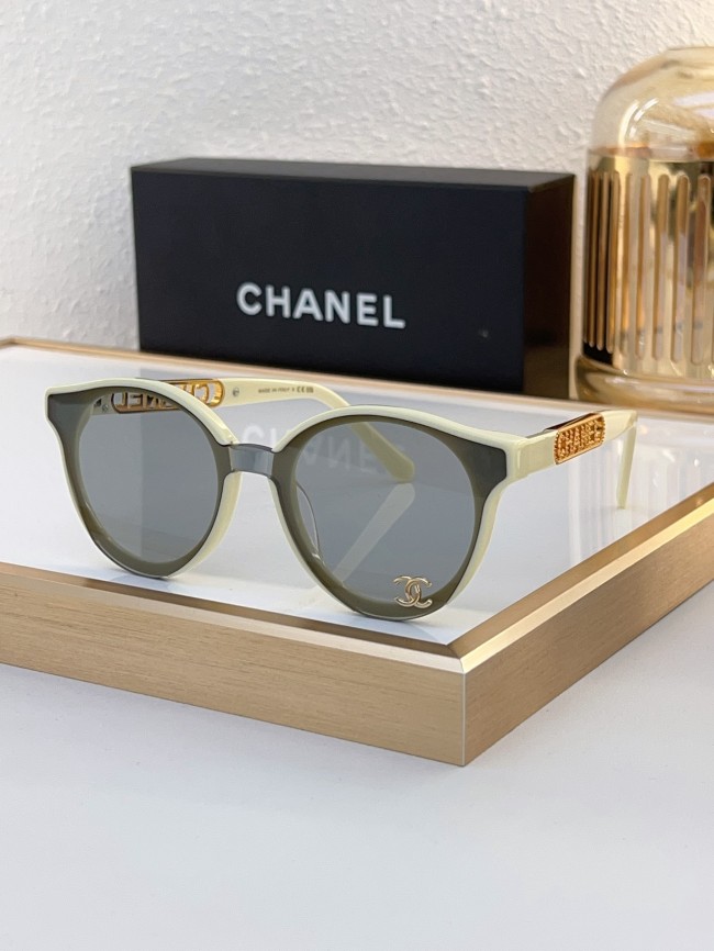 CHNL Sunglasses AAAA-4605
