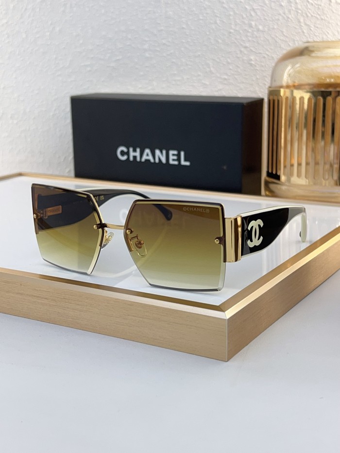 CHNL Sunglasses AAAA-4852