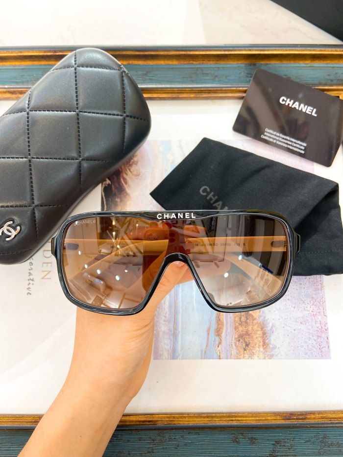 CHNL Sunglasses AAAA-4571