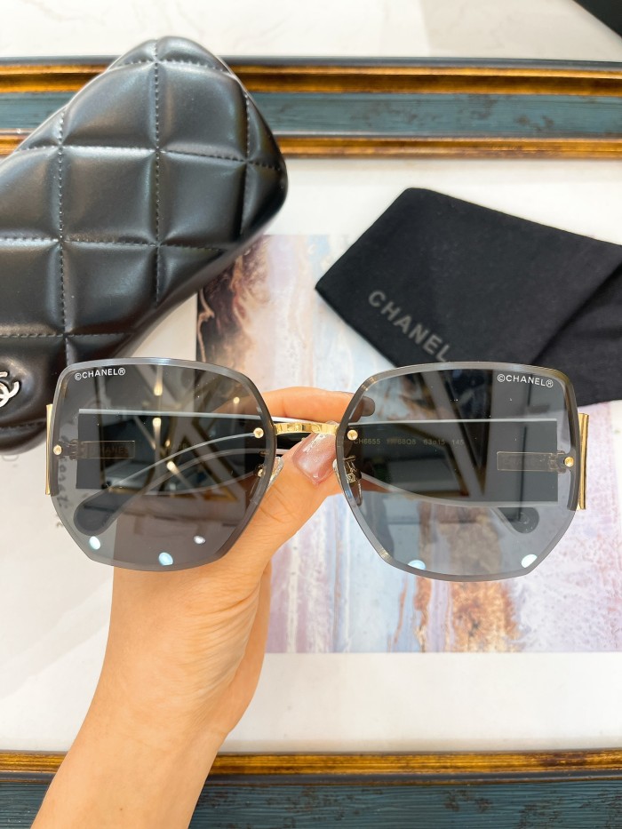 CHNL Sunglasses AAAA-4829