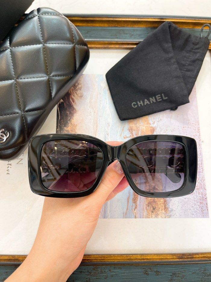 CHNL Sunglasses AAAA-4546