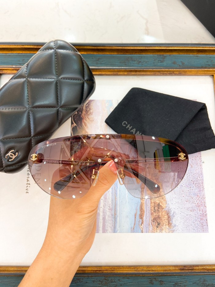 CHNL Sunglasses AAAA-4910