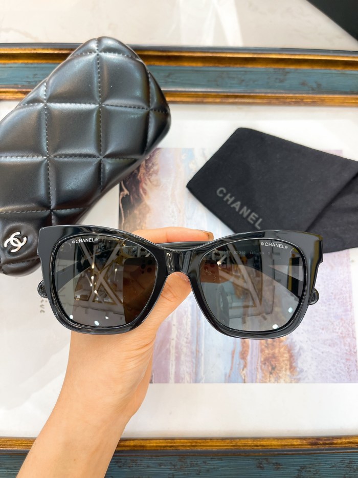 CHNL Sunglasses AAAA-4584
