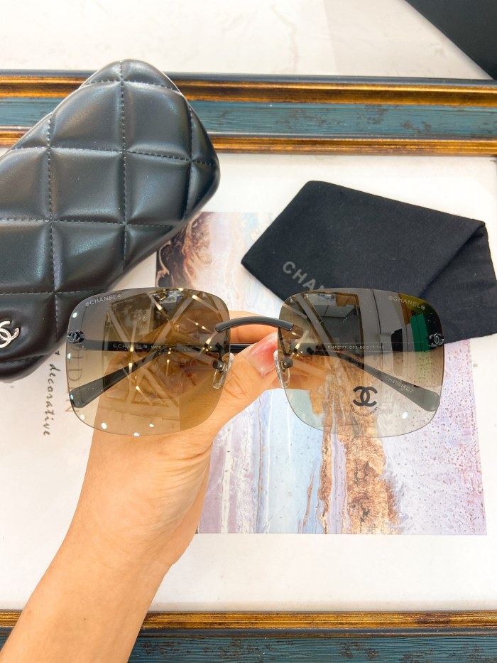 CHNL Sunglasses AAAA-4733