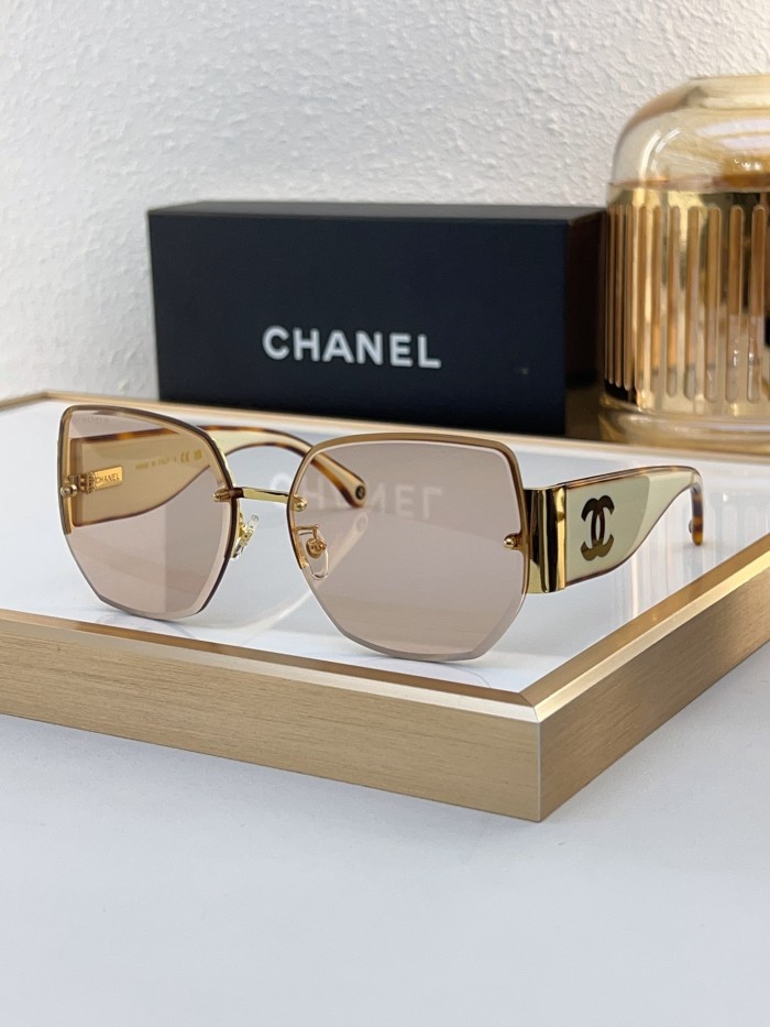 CHNL Sunglasses AAAA-4834
