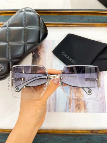 CHNL Sunglasses AAAA-4844