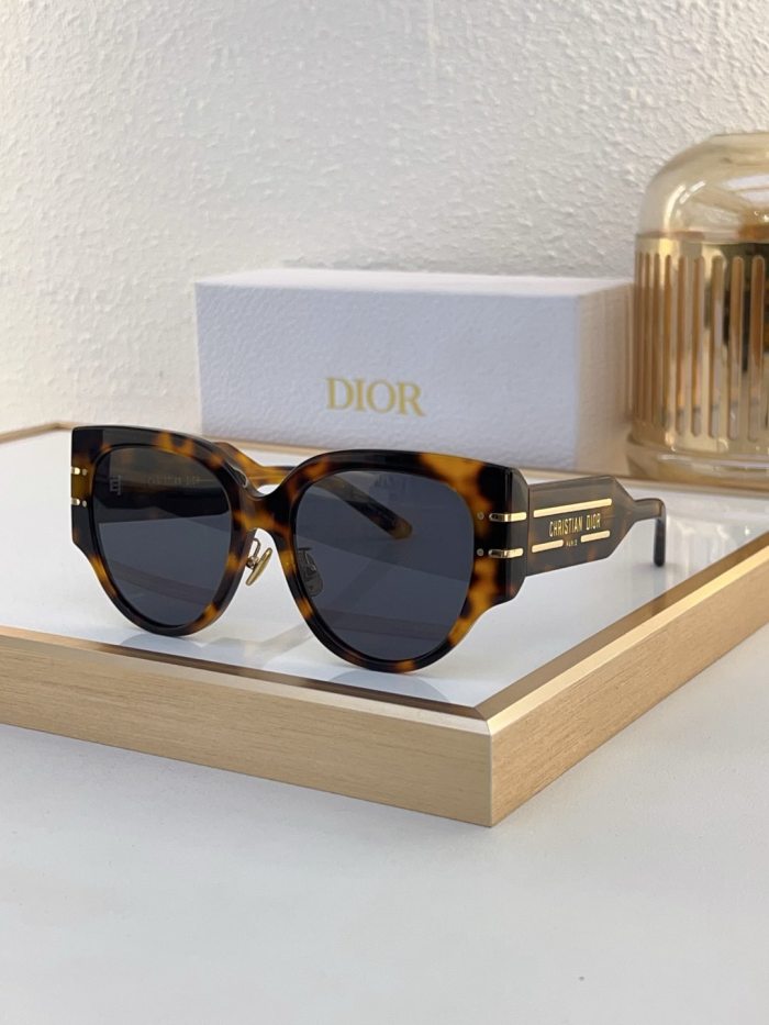 Dior Sunglasses AAAA-3282