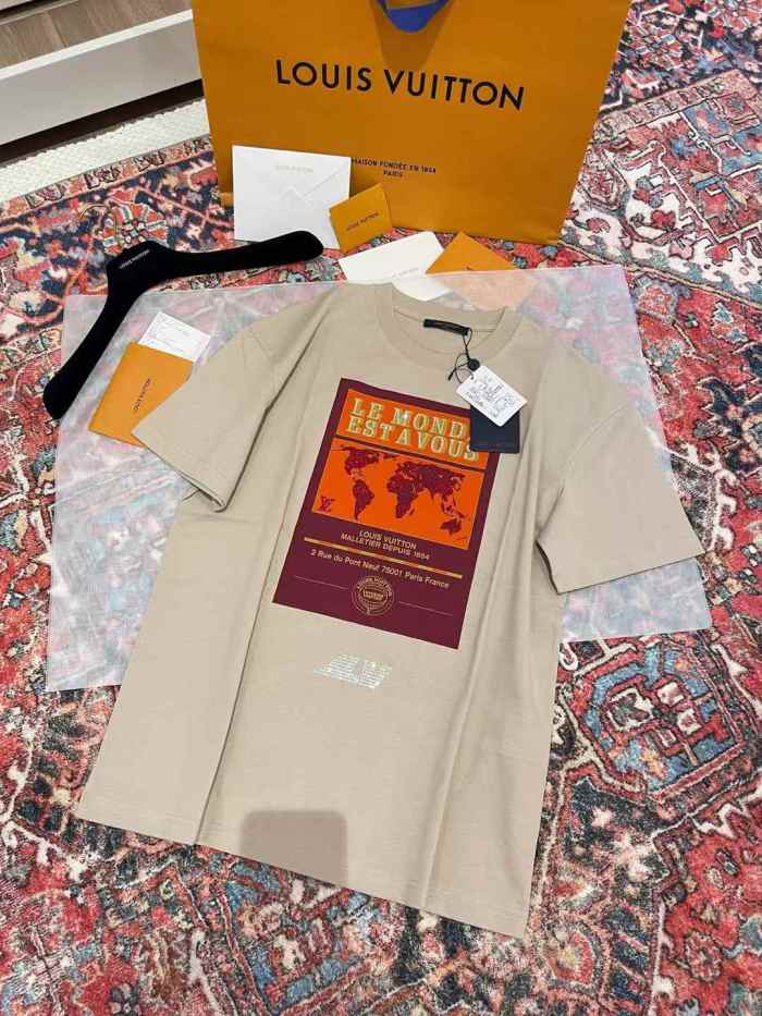 LV Shirt High End Quality-1170