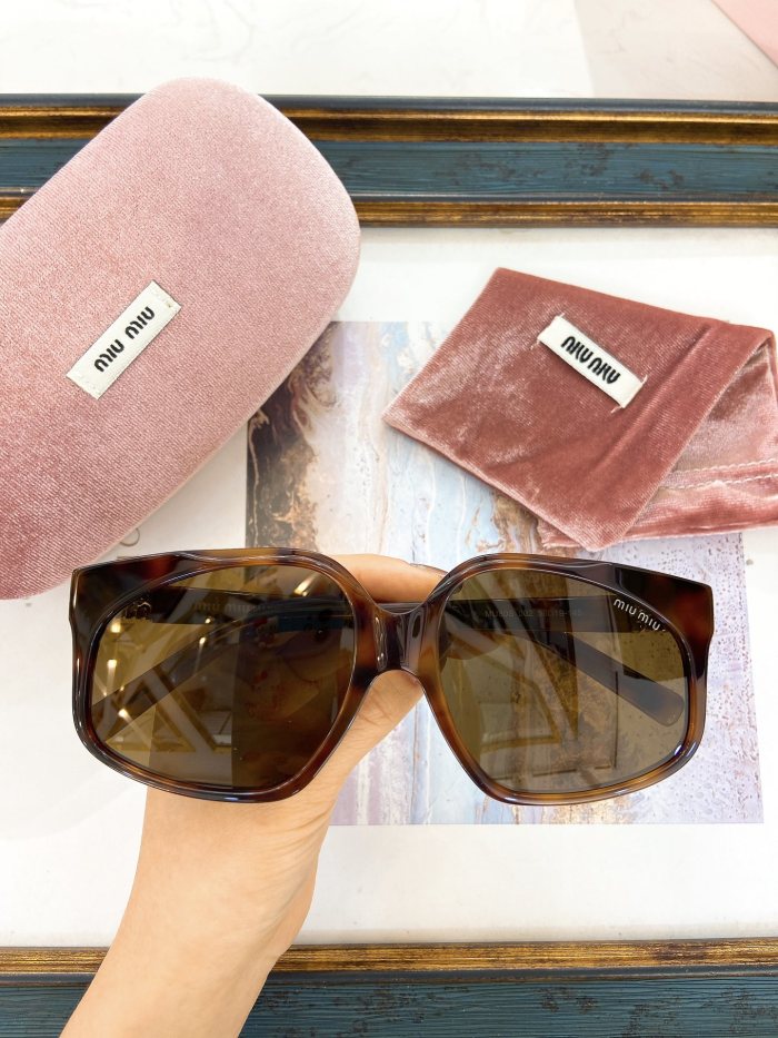 Miu Miu Sunglasses AAAA-1531