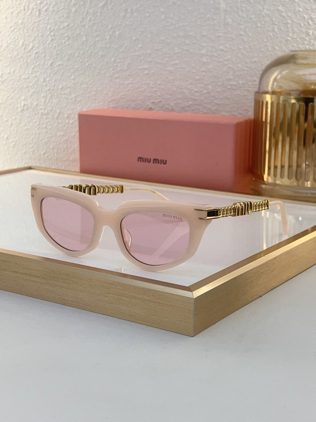 Miu Miu Sunglasses AAAA-1521